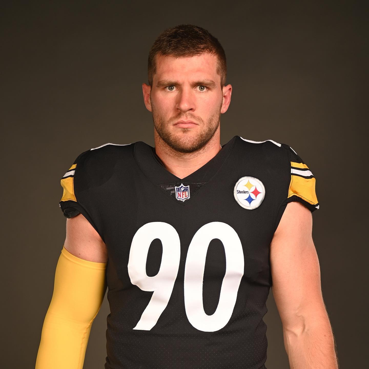 Who is the highest-paid Pittsburgh Steelers player in 2023? Who is the ...